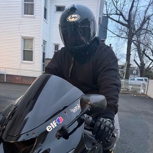 Meet your Posher, Vincent